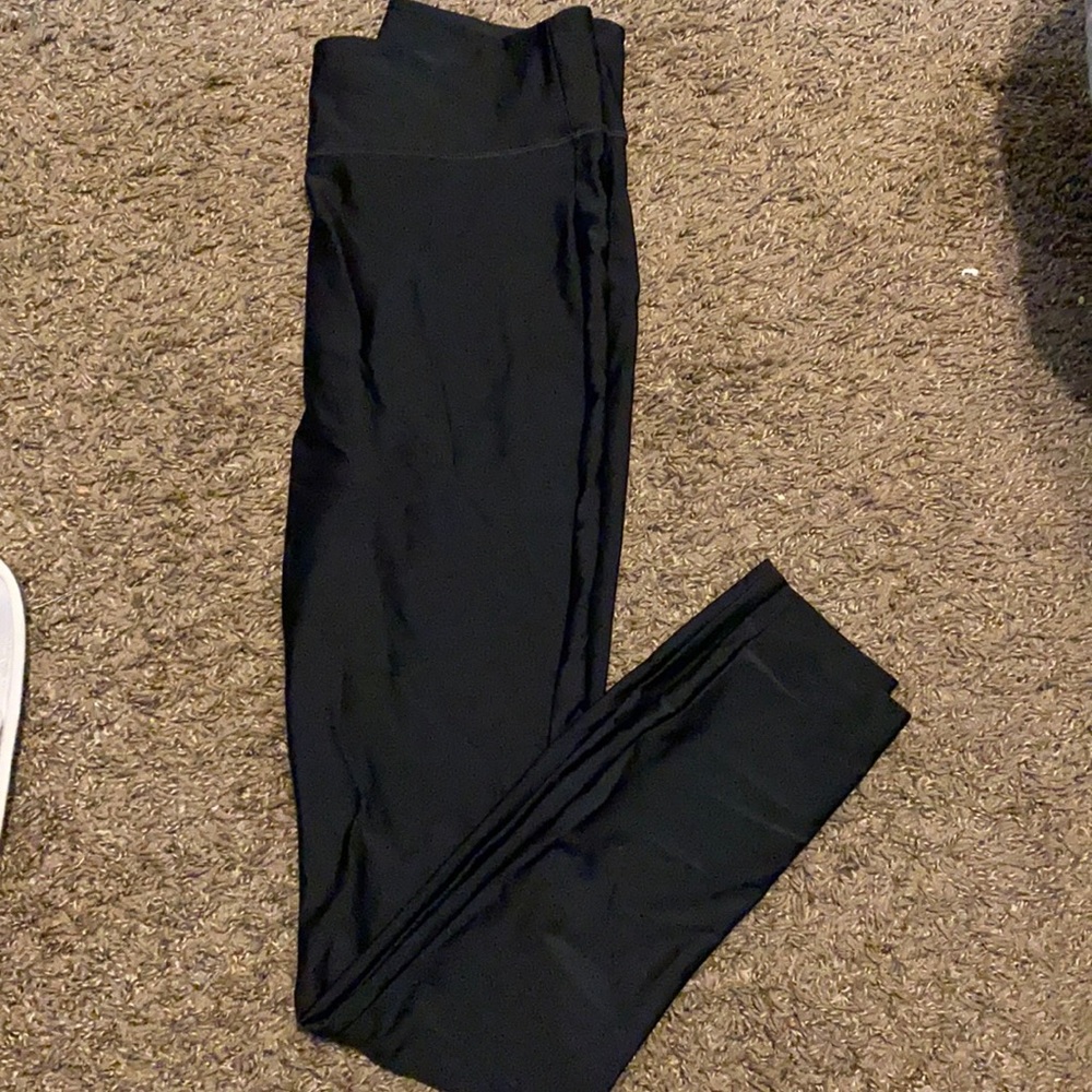 Black leggings